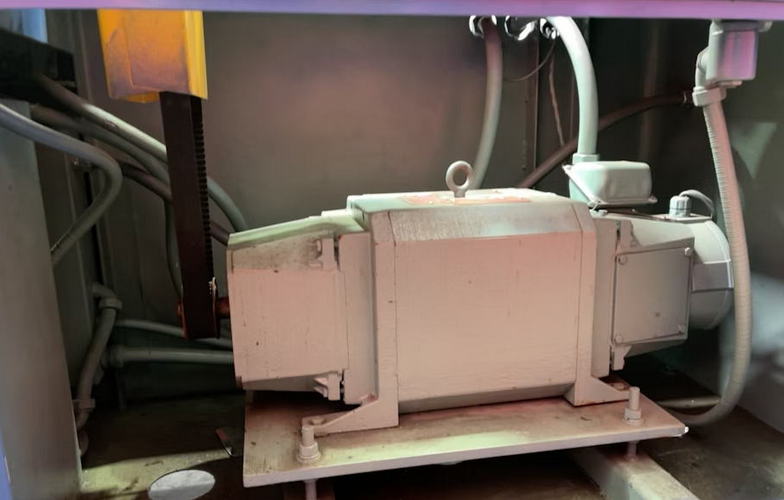 8 PHI 8CPV End Finisher, Variable Speed, Flare, Bead and Flange, 440 Volt