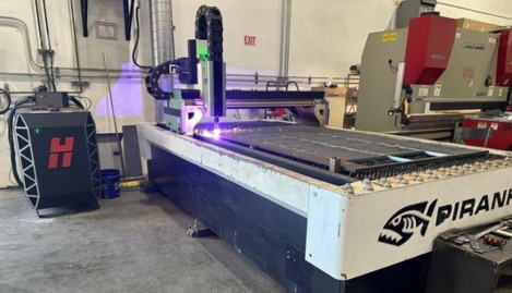 63 x 122 PIRANHA HD510 CNC Plasma Cutter with Hypertherm XPR300