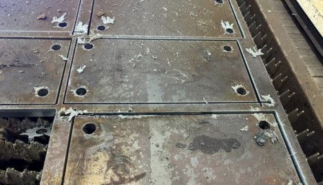 63 x 122 PIRANHA HD510 CNC Plasma Cutter with Hypertherm XPR300