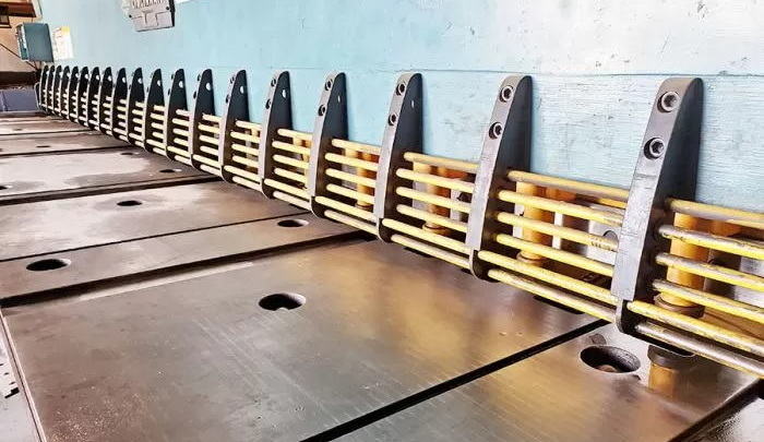 1/2 x 20' CINCINNATI Hyd Shear, 18 Throat, FOPBG, Squaring Arm, Supports