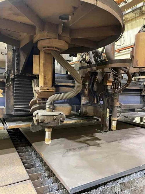 96 x 600 MESSER Plasma Cutter, (2) HPR260 Plasmas, (2) OxyFuel Torches