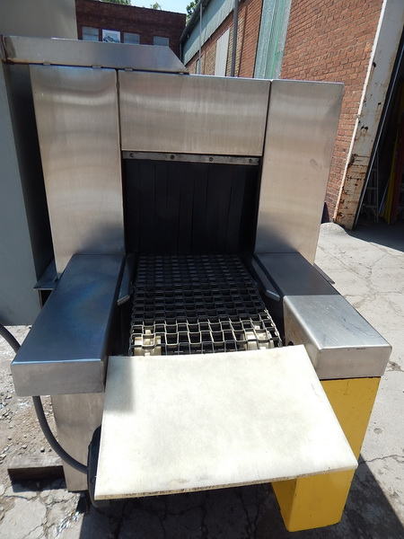 12 W x 8 H CLEAN MACHINE SS Belt Washer, Elect Heated Wash, Rinse & Blow-Off