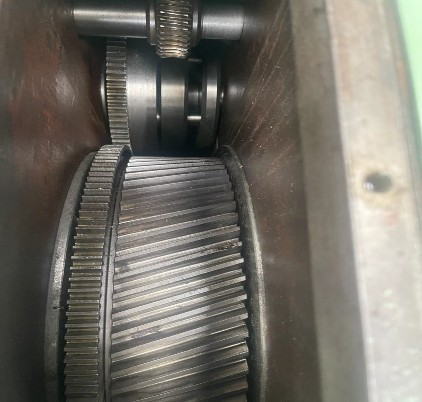 100mm LANDGRAF Bar Peeler, 1900mm to 6500mm Length, to 40M/Min, Loading Table