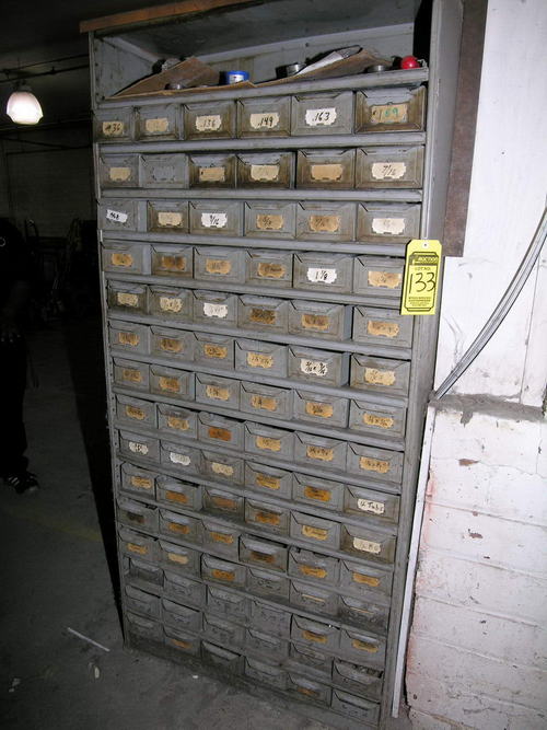 30 Ton STRIPPIT Punch, Sindle End, 64 x 30 Work Table, 22 Throat