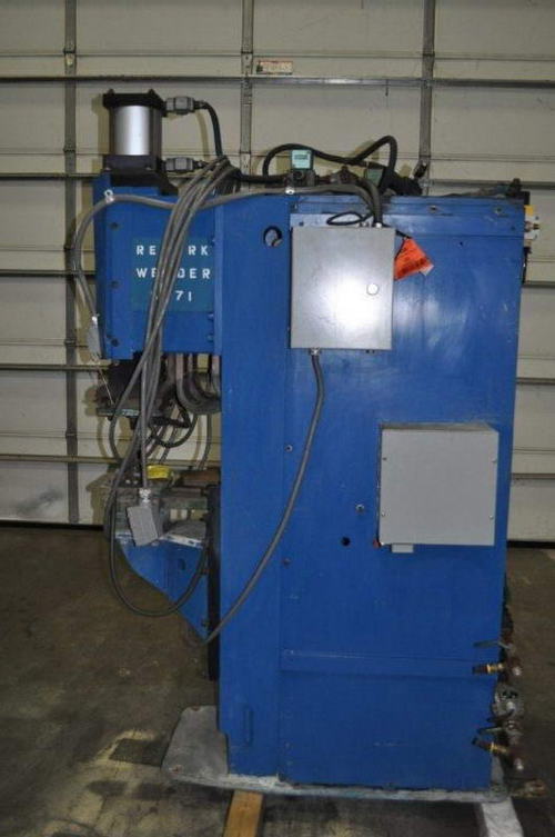 150 KVA MCCREERY Pedastal Welder, 12 Thr, Adj Ht Lower Platen, Projection Type
