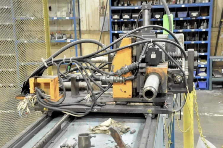 KEINS KB-30ND CNC Bender, RobotWorx Manipulator, Yasnac XRC Controller