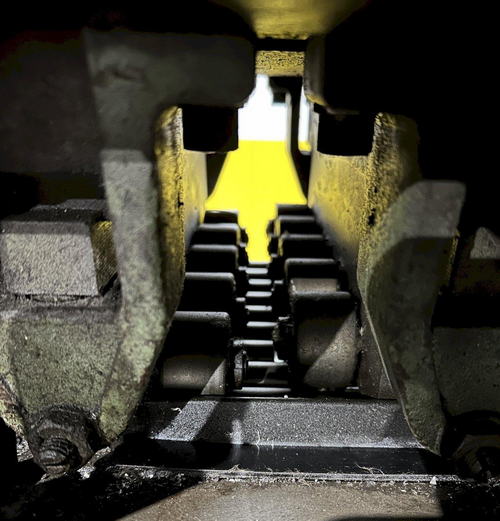 72 x .060 VOSS Corrective Leveler, 19-Roll, (13) Back-Up Rolls, 50 to 300 FPM