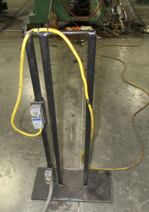 4,000 Lb DURANT Motorized Uncoiler, 16 to 20 ID, 60 OD, 24 Width