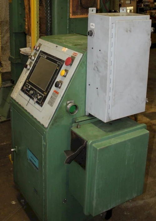 60 Ton FLEXOPRESS SSDC Press, 2 Str, 8 SH, 2 Adj, 32 x 24 Bed, 100-400 SPM