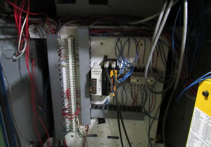 60 Ton FLEXOPRESS SSDC Press, 2 Str, 8 SH, 2 Adj, 32 x 24 Bed, 100-400 SPM