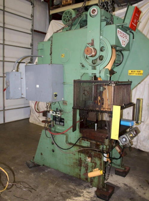 60 Ton FEDERAL OBI Press, 4 Str, 13 SH, 2.5 Adj, 32 x 21 Bed, 90 SPM