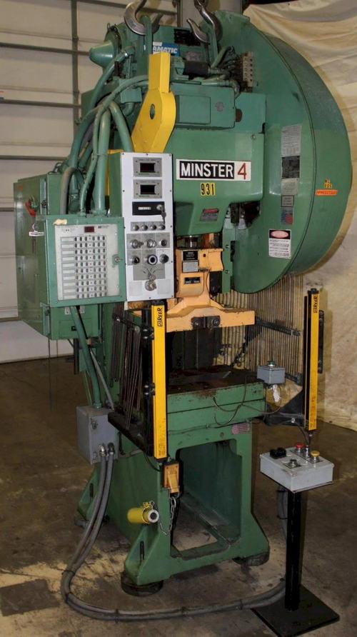 32 Ton MINSTER Gap Frame Press, 3 Str, 12 SH, 2.25 Adj, 24 x 16 Bed