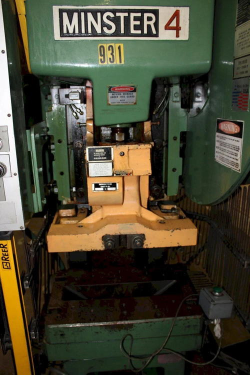 32 Ton MINSTER Gap Frame Press, 3 Str, 12 SH, 2.25 Adj, 24 x 16 Bed