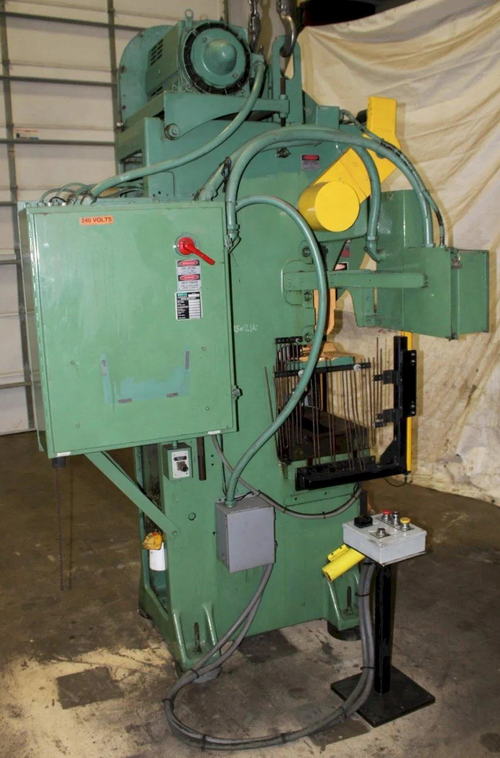 32 Ton MINSTER Gap Frame Press, 3 Str, 12 SH, 2.25 Adj, 24 x 16 Bed