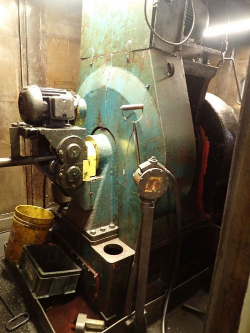 2 ABBEY ETNA 208 Swager with Entry/Exit Feed, 2-9/16 Spdl Hole, 25 HP