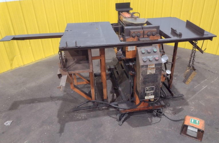3 HUTH Model 2007 Hydraulic Ram Type Tube Bender & End Former, 5 HP