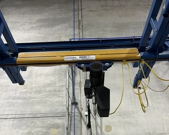 2 Ton GORBEL Free-Standing Crane System, Travels of 62 x 78 , 120 Under Hook
