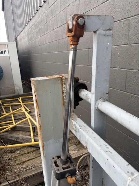 COLT Thread-Up Table, 10' Long, 37 Wide, Pneumatic