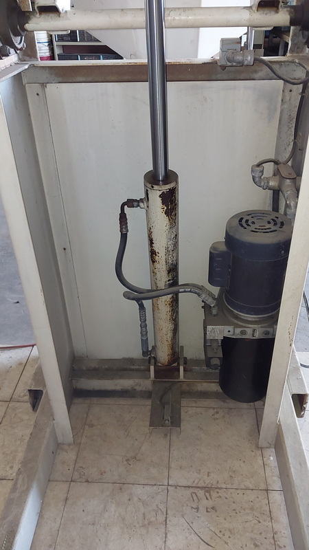 NBE Open Chute Drum Dumper, 55 Gal x 40 Max. Drum Height, 115 Volt Hydraulic